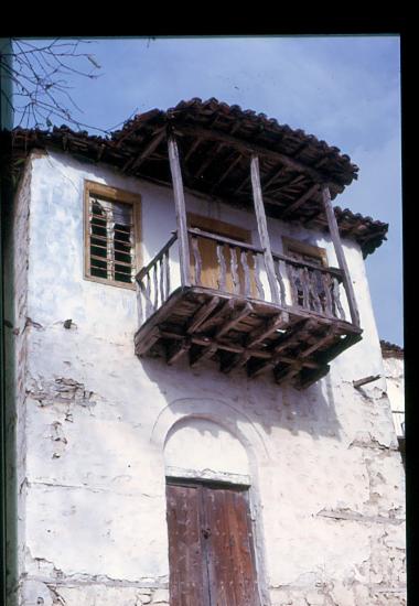 Οικία στη Ραψάνη ν. Λάρισας