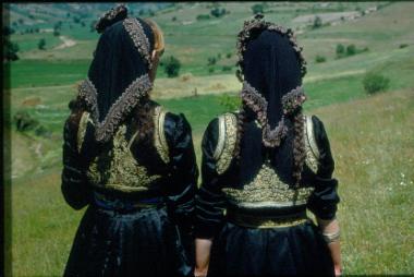 Γυναικεία ενδυμασία Βλάστης ν. Κοζάνης