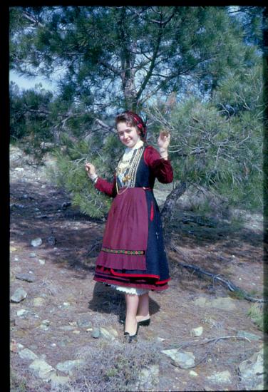 Γυναικεία ενδυμασία Πενταλόφου ν. Κοζάνης