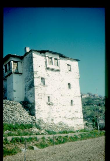 Οικία πετρόχτιστη