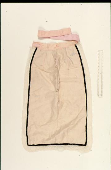 Ποδιά από τη Χαλκιδική