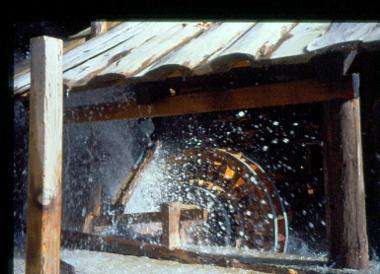 Νεροπρίονο, Άρματα Κόνιτσας