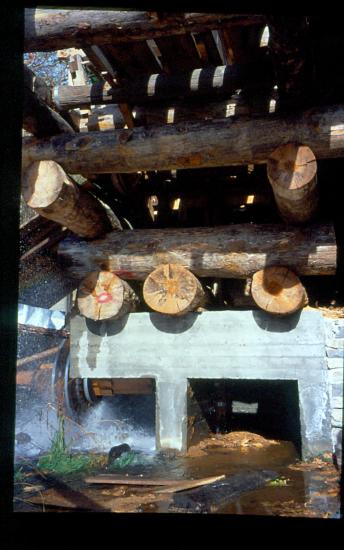 Νεροπρίονο, Άρματα Κόνιτσας