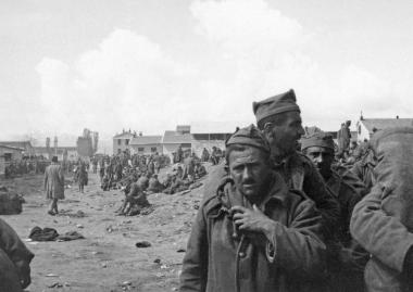 April 1941. Close-up of Greek prisoners in Serres military camp