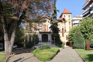 The courtyard of Villa M. Kapantzi (Cultural Centre MIET Thessaloniki)