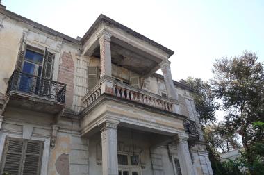 Η Βίλα Χατζηλαζάρου ή Βίλα Σιάγα επί της Βασιλίσσης Όλγας