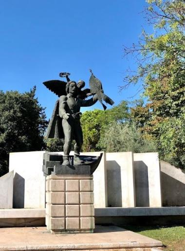 The monument of Emmanuel Pappas in the Park of CHANTH