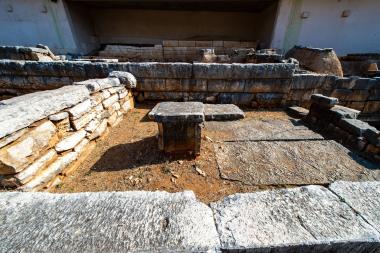 Western Necropolis of Ancient Amvrakia, Arta