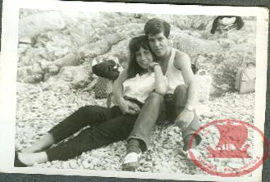 Η Μαρία Τριανταφυλλίδου με τον σύζυγό της κατά τη διάρκεια εκδρομής