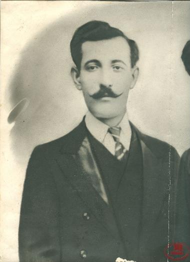Photo of a Greek from Constantinople