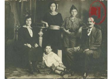 Φωτογραφία οικογένειας Ρωμαιόπουλου