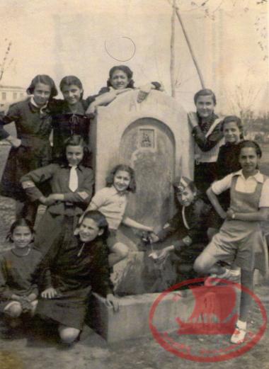 Female students of the 2nd grade of Kalamaria Gymnasium in 1936