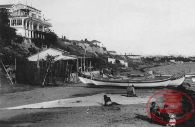 Ψαράδες στην Αρετσού, κάτω από το εξοχικό κέντρο 