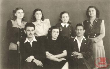 Nea Krini. A group of young people posing for a photo