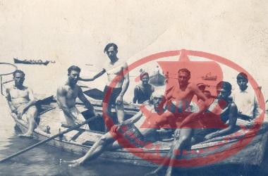 Aretsou of Propontis. At the stern—sitting at the back of the boat—is Petros Tsaousis, and in front, among those seated, is Lefteris Tsaousis.