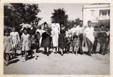 Wedding or engagement customs in the Volvi region