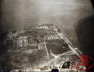 Μικρό Καράμπουρνο. Αεροφωτογραφία της Καλαμαριάς προς το Μικρό Έμβολο