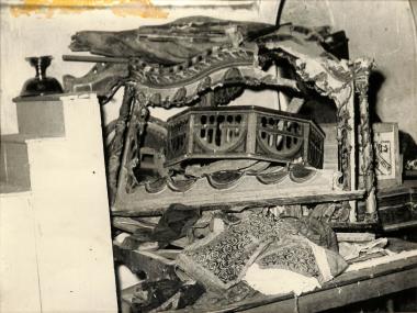 The destruction of the historical relics of the Church of the Annunciation in Tautala after the 1955 Pogrom