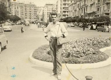Ο Νικήτας Καραβασιλειάδης στην Πλατεία Αγίας Σοφίας της Θεσσαλονίκης
