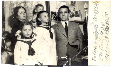On the radio station of Christos Tsingiridis in a children's hour program