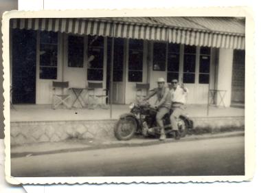 In front of the café of Ilias Lazaridis (Ethn. Antistaseos 87).