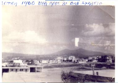 Η αδιαμόρφωτη αυλή του 7ου Δημοτ. Σχολείου Καλαμαριάς