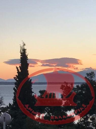 Παραλία Αρετσούς