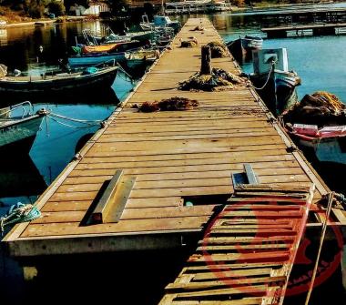 The Floating Platform in Aretsou