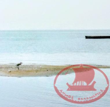The beach of Aretsou from the refreshment room with the sea, the so-called 