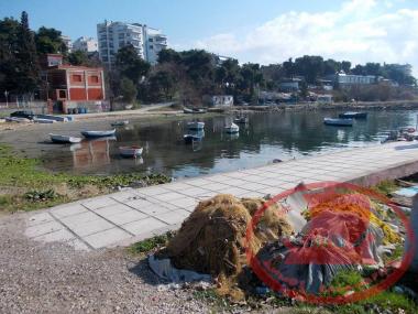 Το μικρό λιμανάκι της Νέας Κρήνης