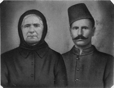 Annika Kotzambasi and Efstratios Delivacharis from the Axaz of the Dardanelles