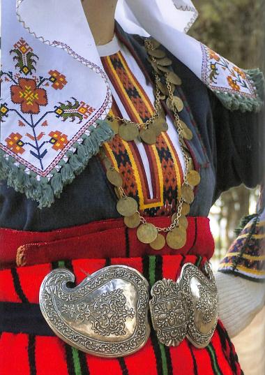 Παραδοσιακή Φορεσιά Πενταλόφου Θεσσαλονίκης