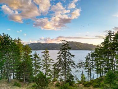 Aoos Lake