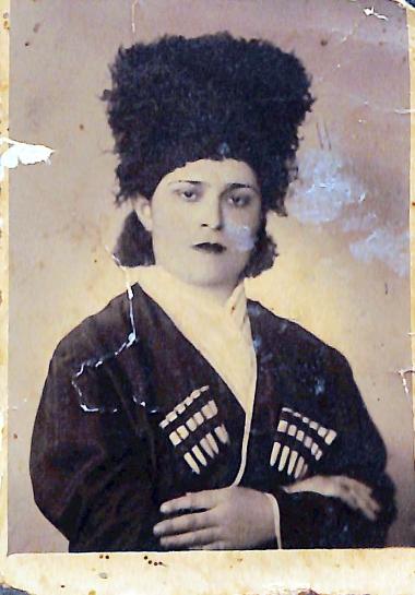 Cousin of Zarotiadou Marika, Vatum.