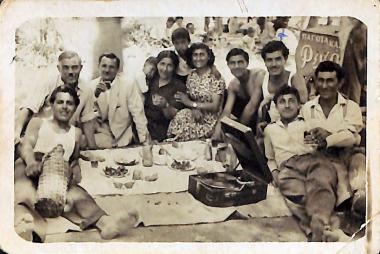 Rigas Kon/nos, Krini Kalamaria, 1946