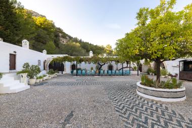 Ταξιάρχης Μιχαήλ, Καμυρί
