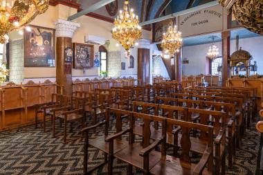 Κοίμηση της Θεοτόκου, Έμπωνας