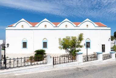 Κοίμηση της Θεοτόκου, Έμπωνας