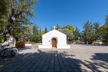 Μονή Αγίας Τριάδας, Ψίνθος
