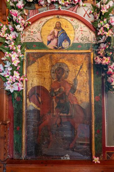 Saint Nikitas, Fanes