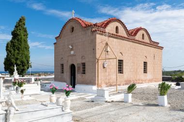 Saint Nikitas, Fanes
