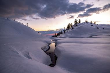 Mavrovouni (Black Mountain) - Flegga