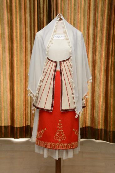 Η φορεσιά της Αράχωβας