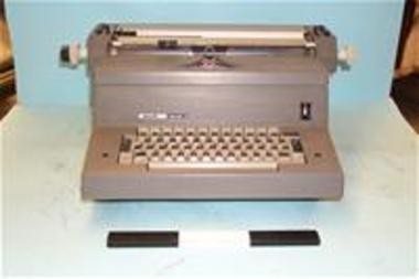 Ηλεκτρική Γραφομηχανή Olivetti