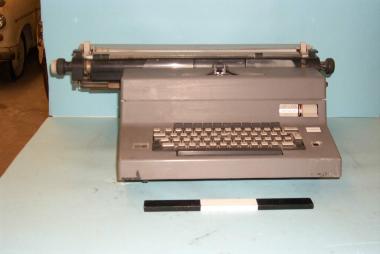 Γραφομηχανή Olivetti