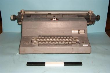 Ηλεκτρική Γραφομηχανή Olivetti