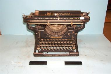 Γραφομηχανή Underwood