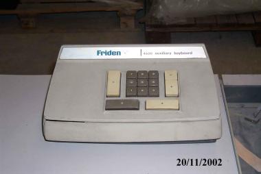 Λογιστική Μηχανή Singer