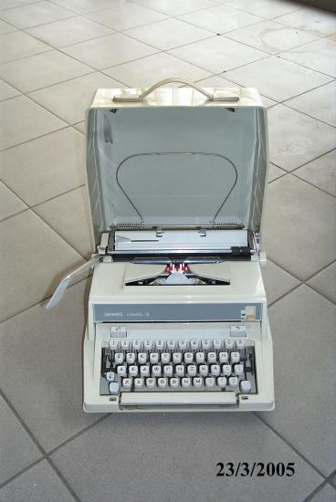 Γραφομηχανή Hermes