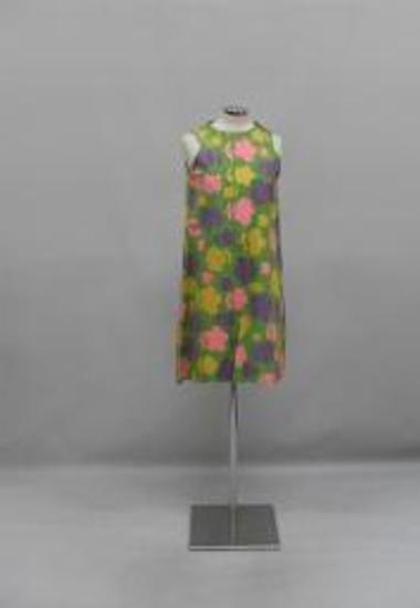 Χάρτινο φόρεμα